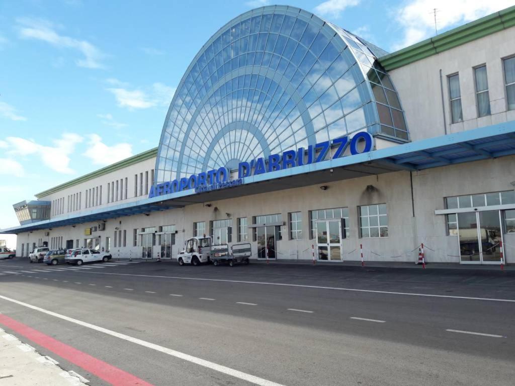 Homeaway Pescara Airport Сан-Джованни-Театино Экстерьер фото